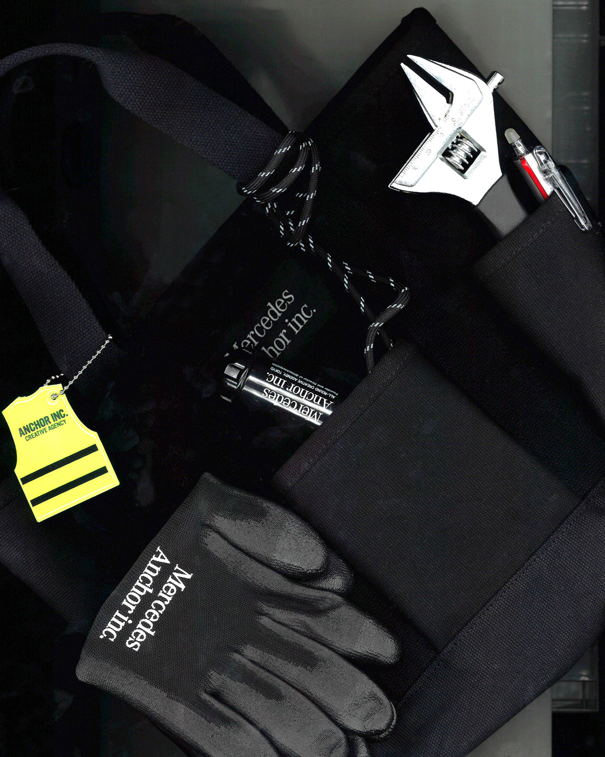 SIX POCKET MINI TOTE BLACK